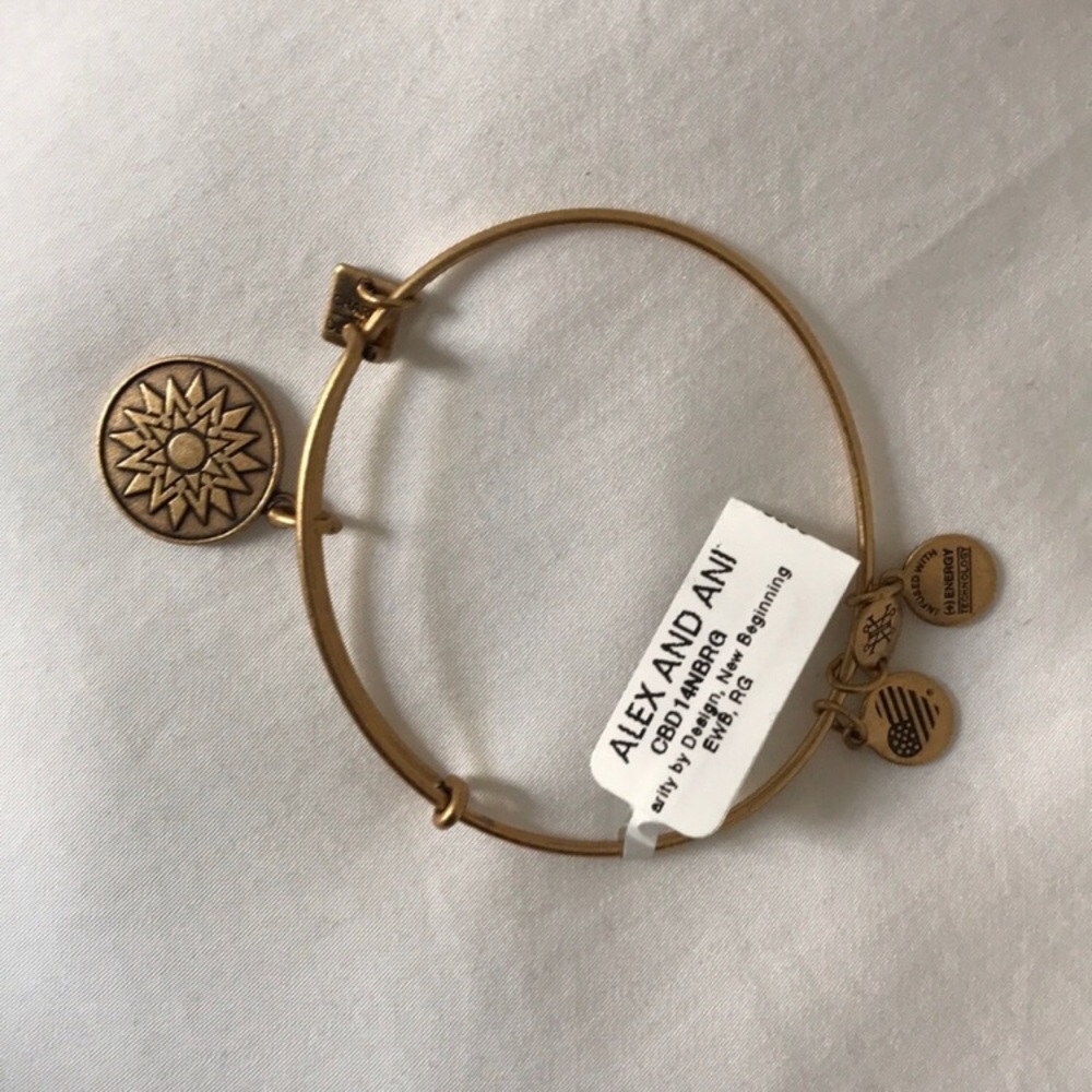 NWT Alex and Ani ‘New Beginnings’ bracelet. No box